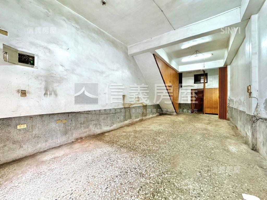 信義推薦。近捷運稀有透天房屋室內格局與周邊環境