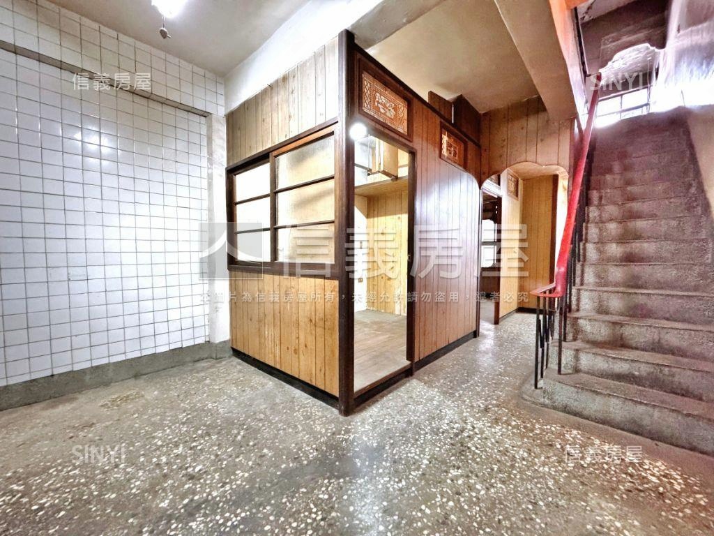 信義推薦。近捷運稀有透天房屋室內格局與周邊環境