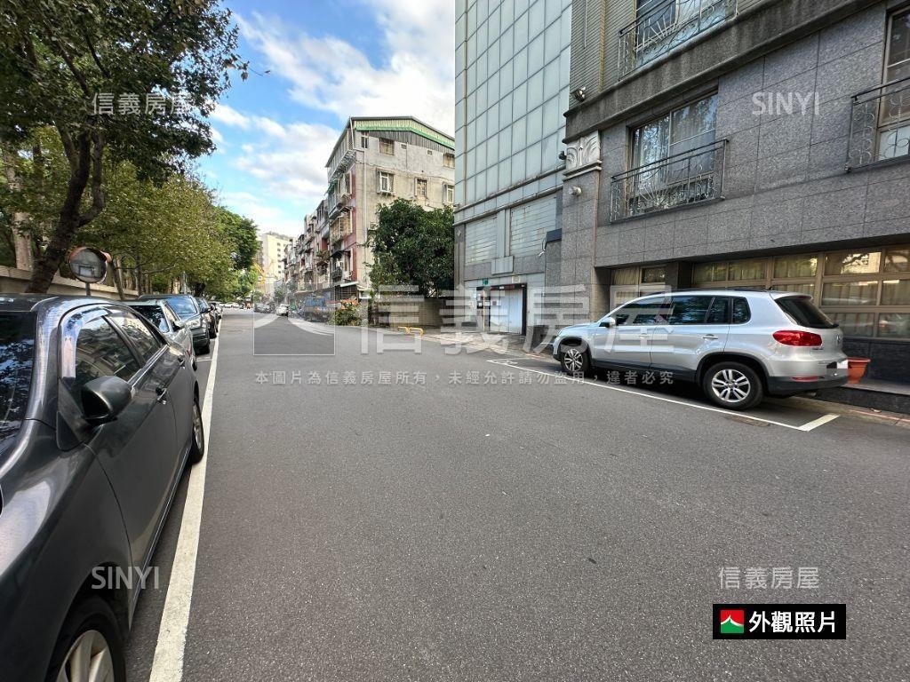 天母雅典車位８號房屋室內格局與周邊環境