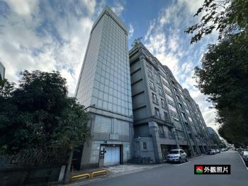 天母雅典８號車位