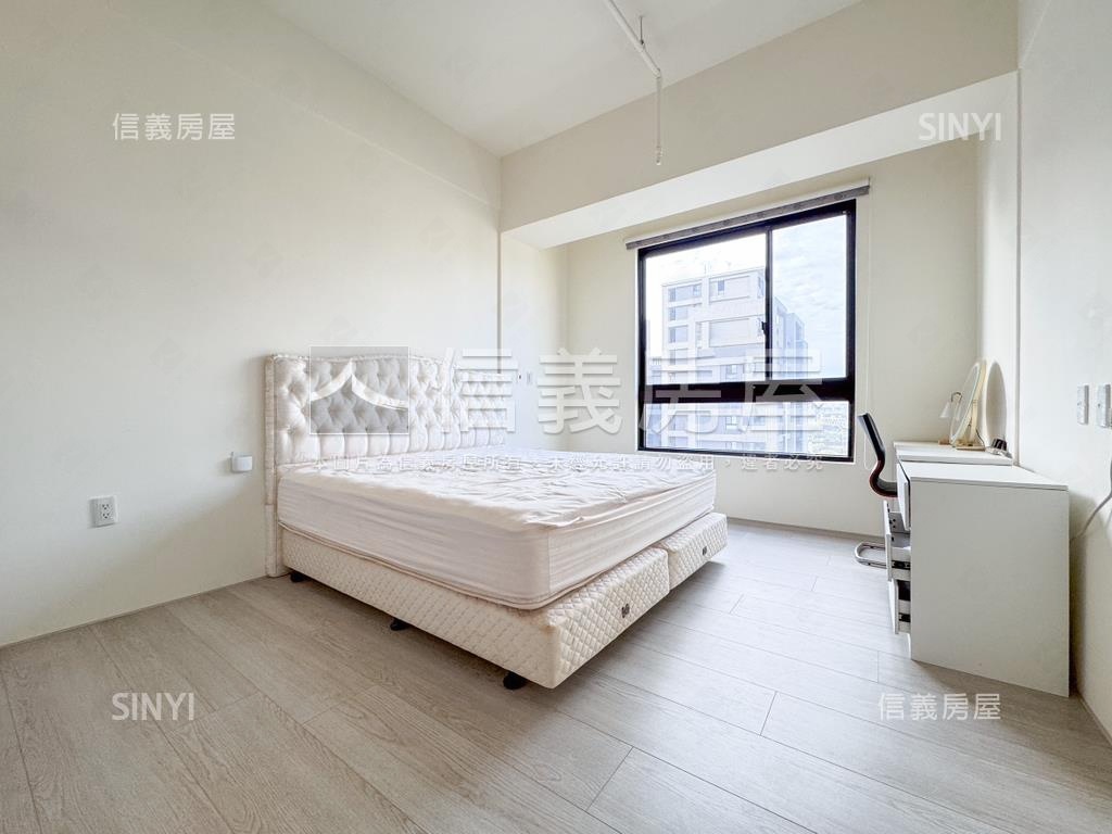 高鐵澤緣朝西南四房雙車位房屋室內格局與周邊環境