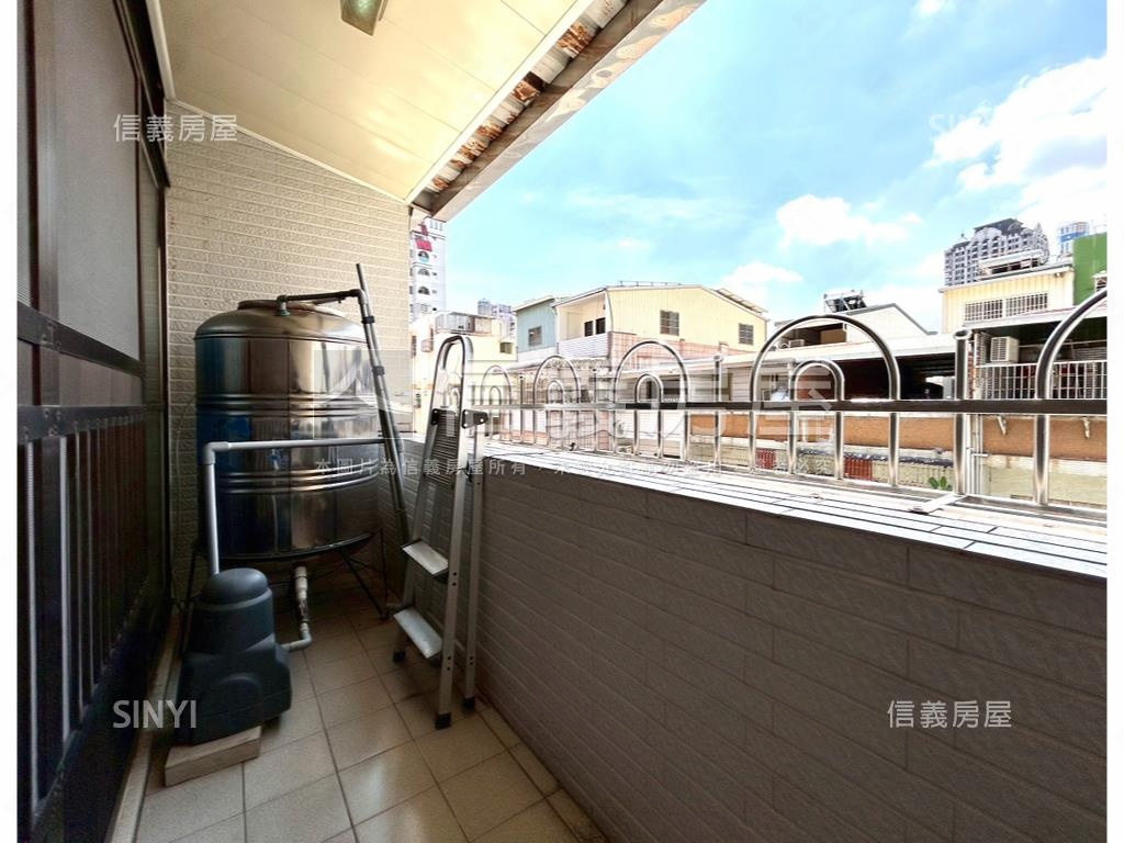 高應大正忠商圈好停車透天房屋室內格局與周邊環境