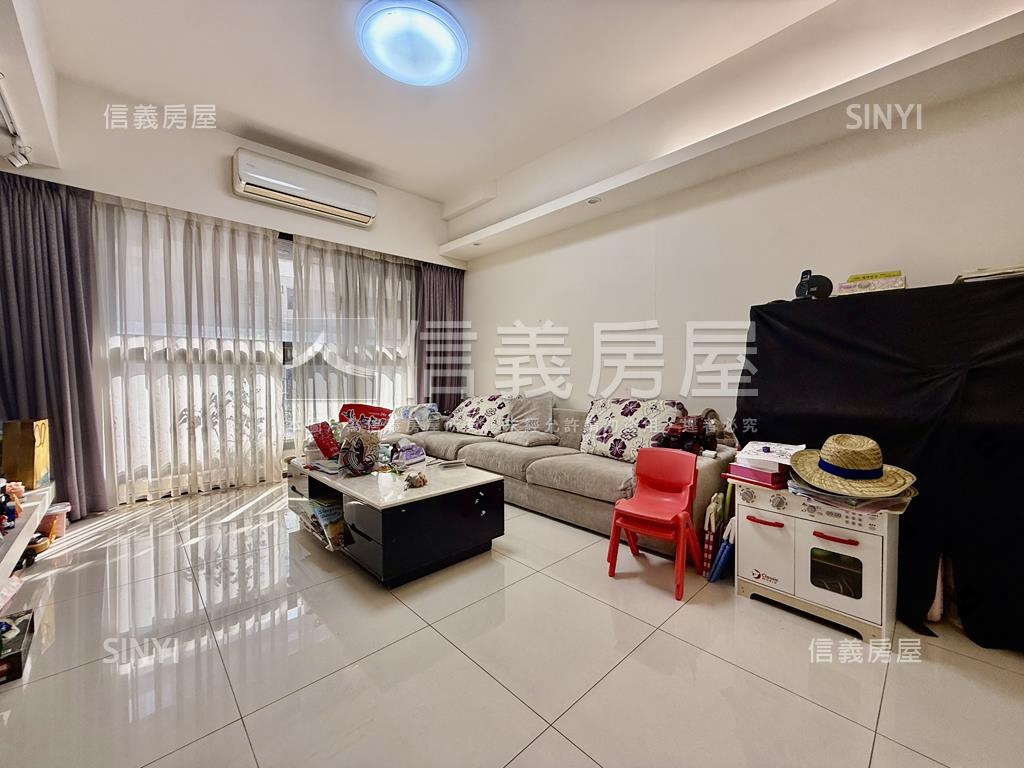 悠活郡朝南三房平車房屋室內格局與周邊環境