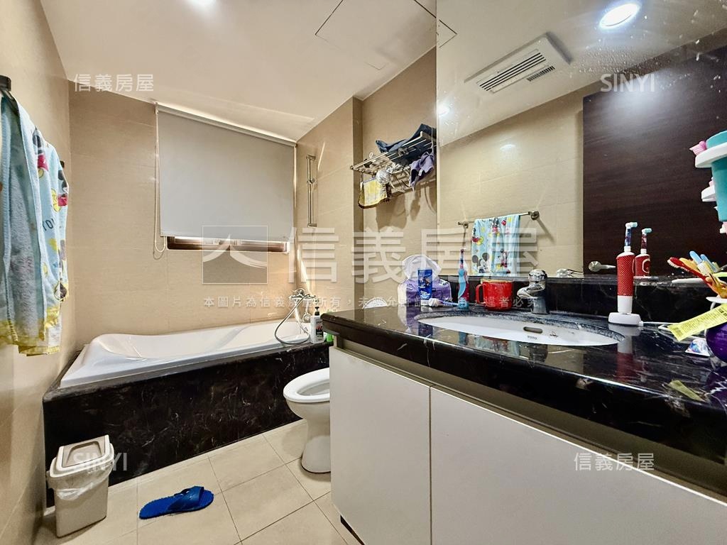 悠活郡朝南三房平車房屋室內格局與周邊環境