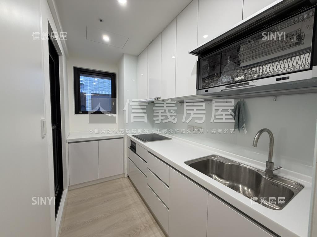 ｛帝景５｝高樓景觀雙陽台房屋室內格局與周邊環境