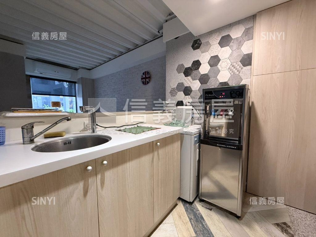 西區透天套房金雞母房屋室內格局與周邊環境