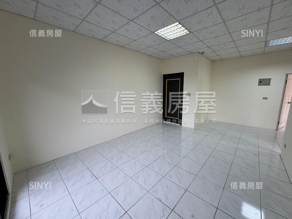 五股明亮電梯頂加佳房屋室內格局與周邊環境
