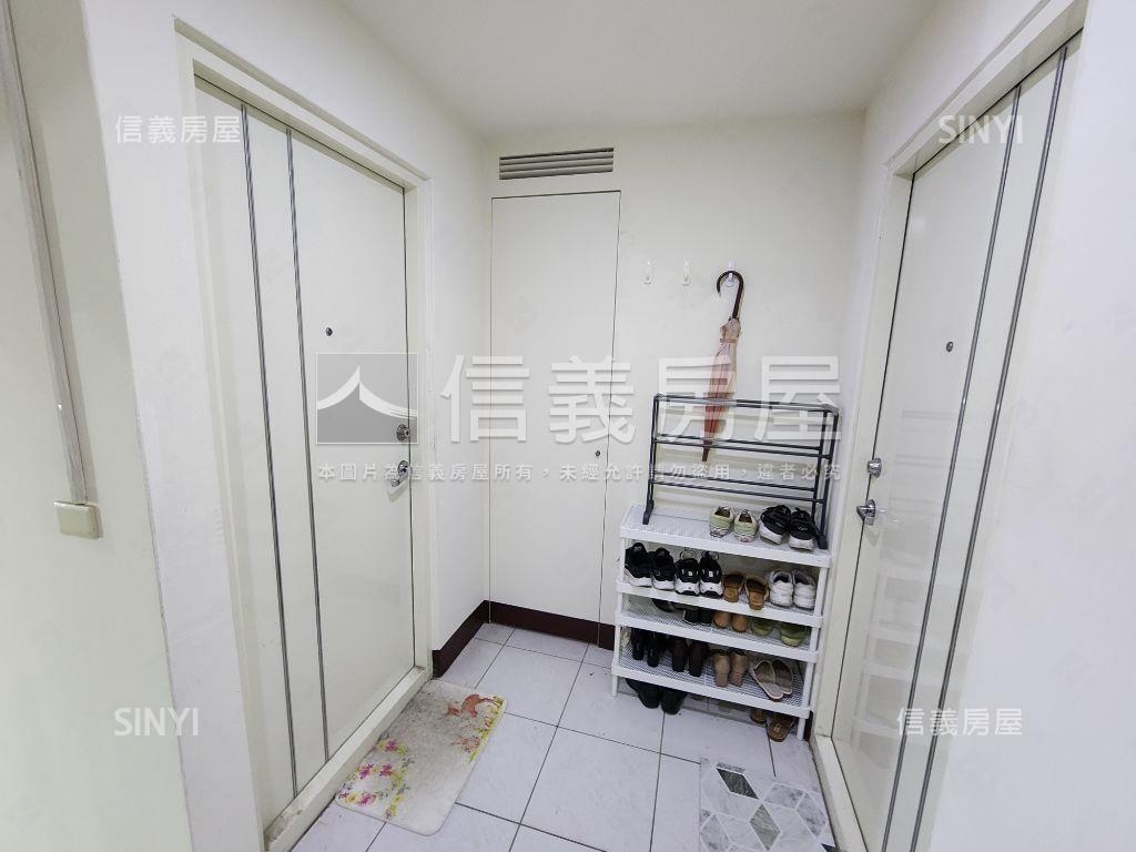 金山前段稀有角間透店房屋室內格局與周邊環境