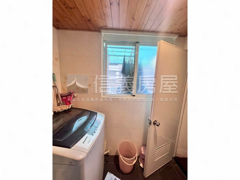 永安站公園圖書館邊間房屋室內格局與周邊環境