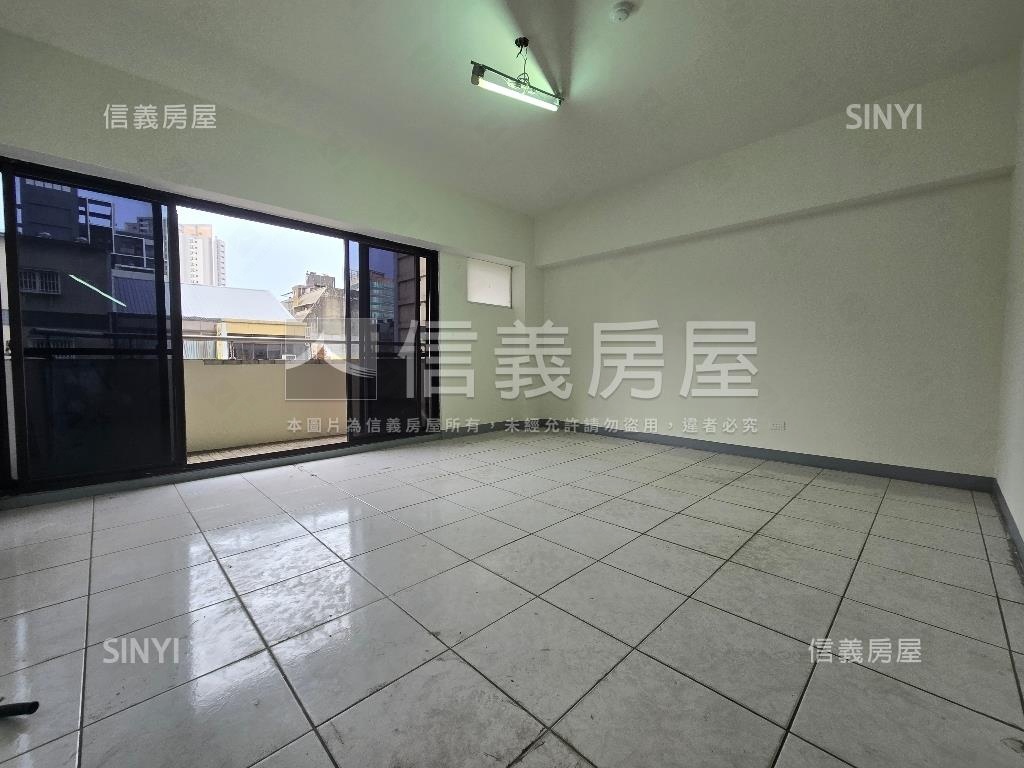 近台中教育大學三房整理中房屋室內格局與周邊環境