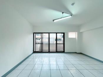 近台中教育大學電梯三房