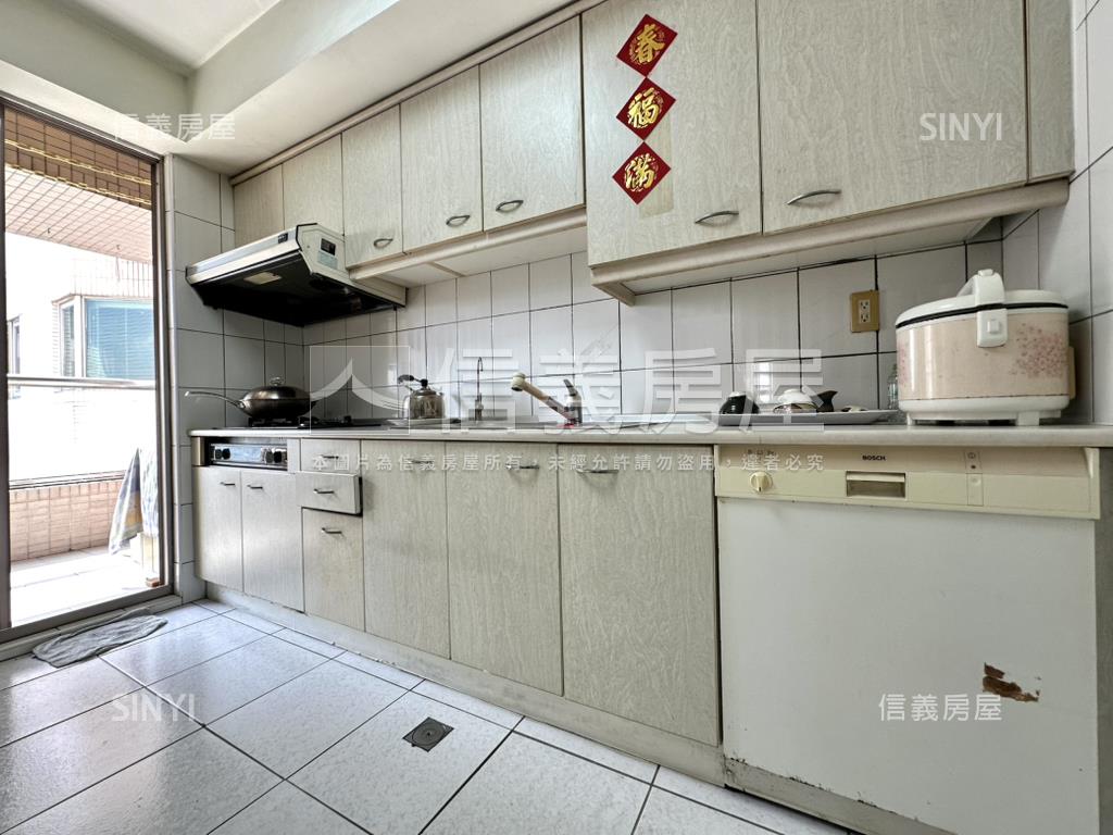 園道惠宇三房三陽台學區宅房屋室內格局與周邊環境
