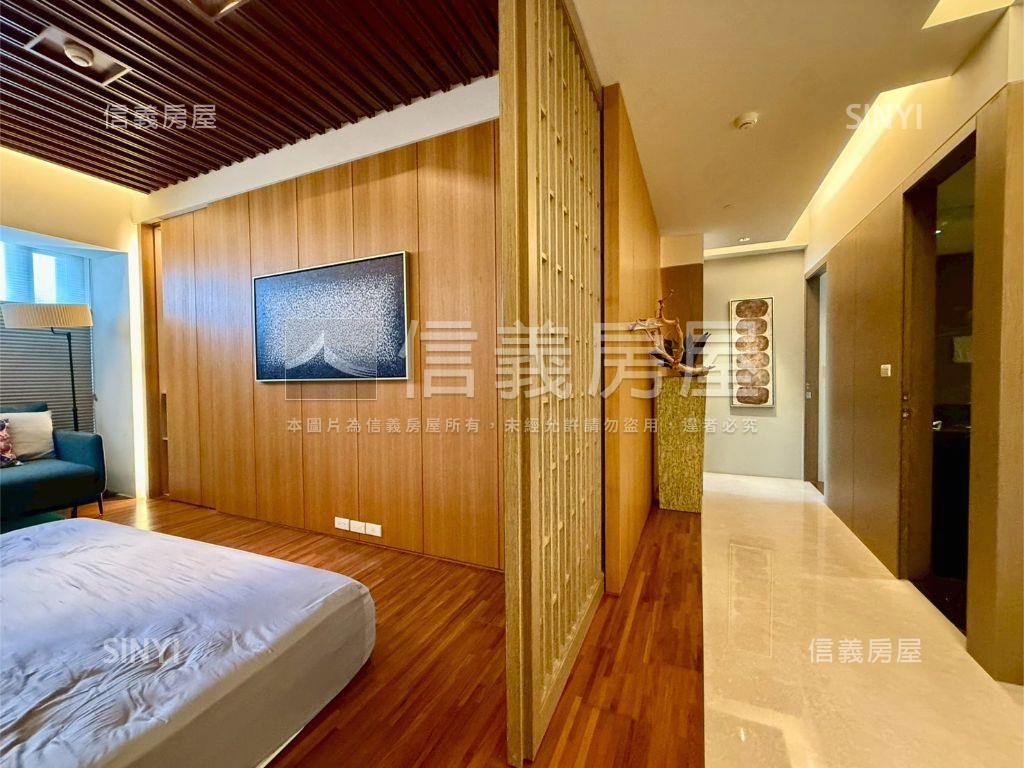 精美裝潢皇居高樓雙平車房屋室內格局與周邊環境