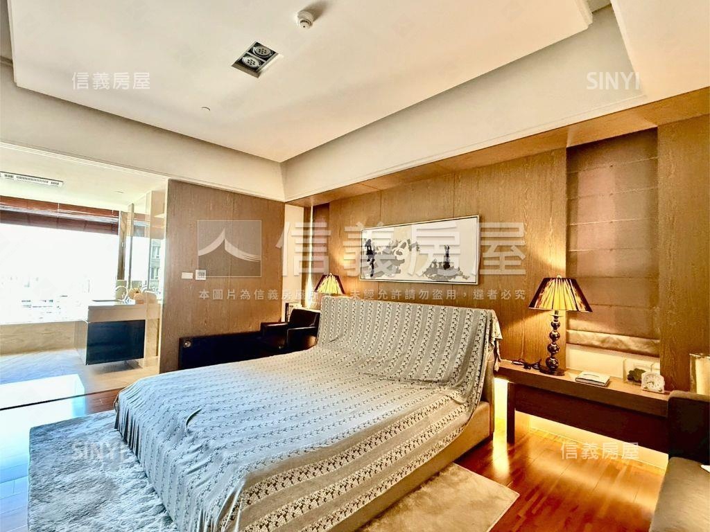 精美裝潢皇居高樓雙平車房屋室內格局與周邊環境