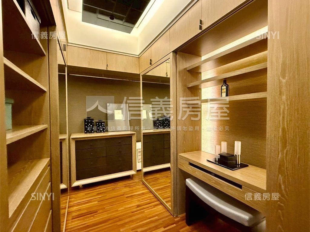 精美裝潢皇居高樓雙平車房屋室內格局與周邊環境