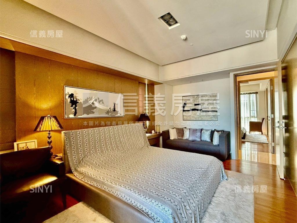 精美裝潢皇居高樓雙平車房屋室內格局與周邊環境