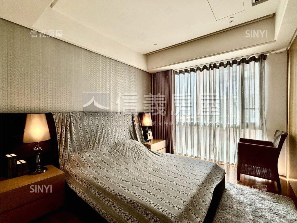 精美裝潢皇居高樓雙平車房屋室內格局與周邊環境