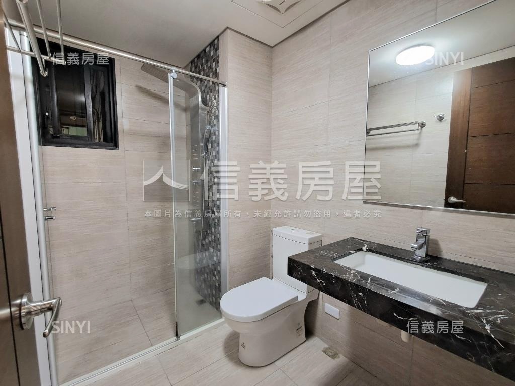 國聚之界高樓視野三房平車房屋室內格局與周邊環境