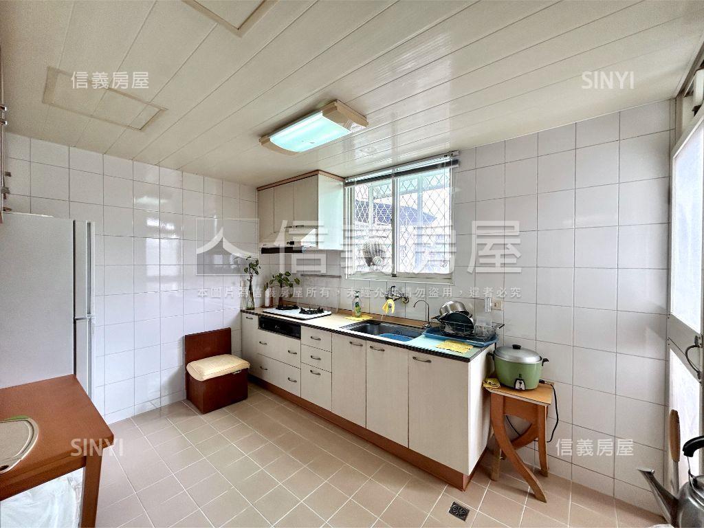 稀有低總價明亮美屋房屋室內格局與周邊環境