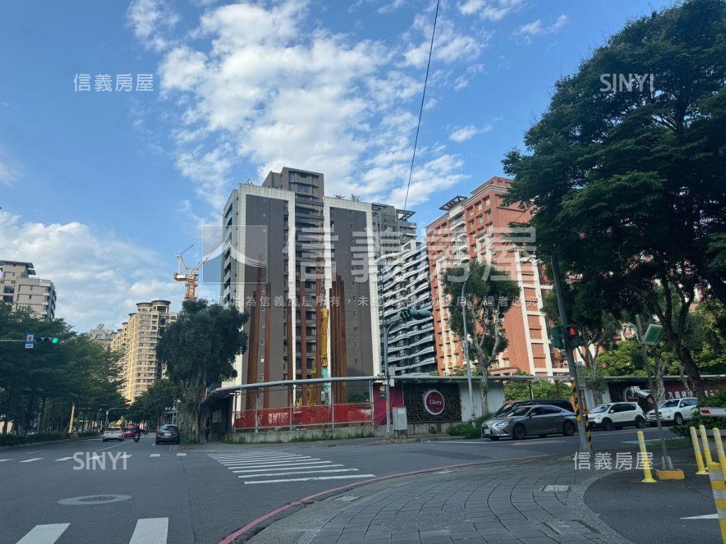 稀有潤鴻日麗Ａ１－３Ｆ房屋室內格局與周邊環境