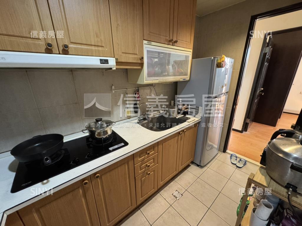 星河三房置產美屋房屋室內格局與周邊環境