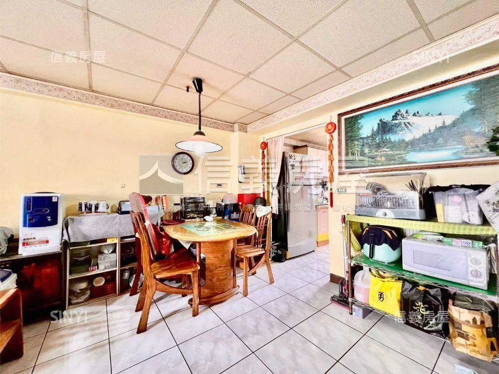 大墩學區。大未來三房車位房屋室內格局與周邊環境