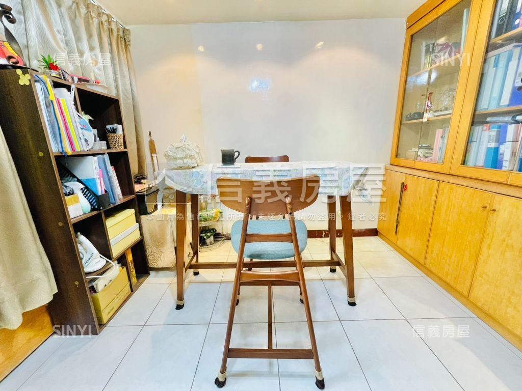 稀有１０１景觀小資宅房屋室內格局與周邊環境