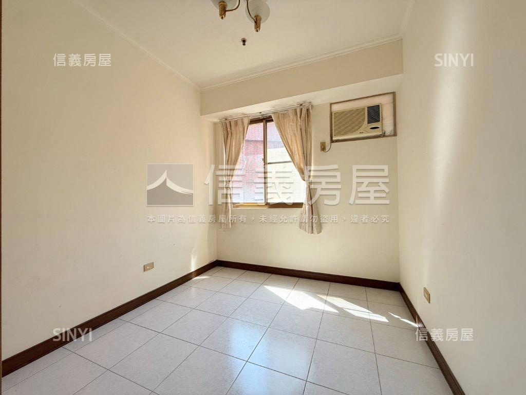 河堤陽台進出平車房屋室內格局與周邊環境