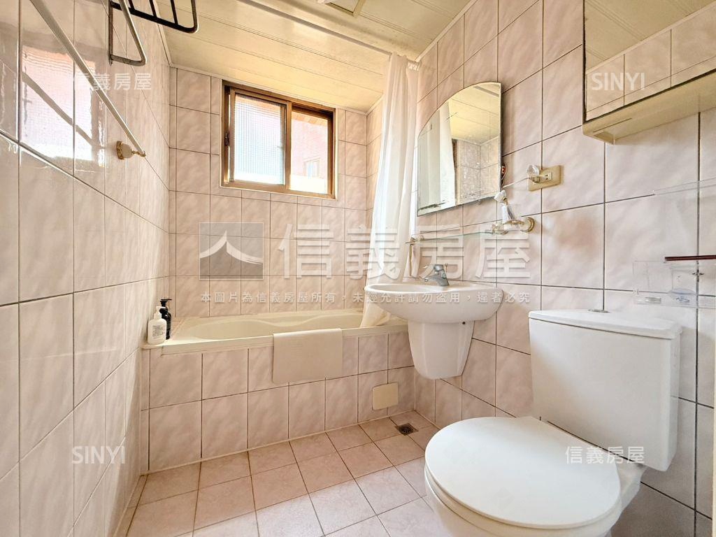 河堤陽台進出平車房屋室內格局與周邊環境