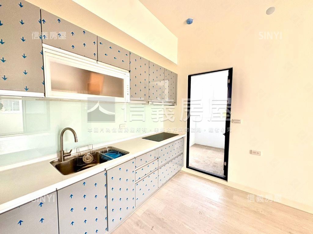 近安佃國小全新２房車位房屋室內格局與周邊環境