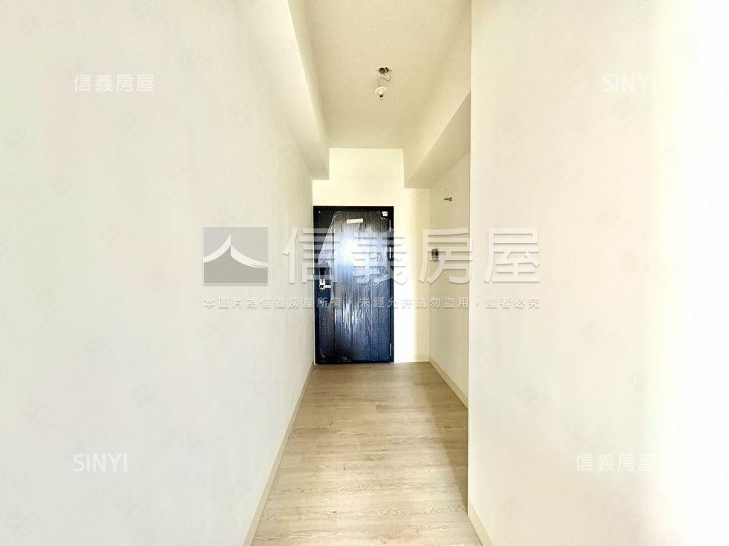 近安佃國小全新２房車位房屋室內格局與周邊環境