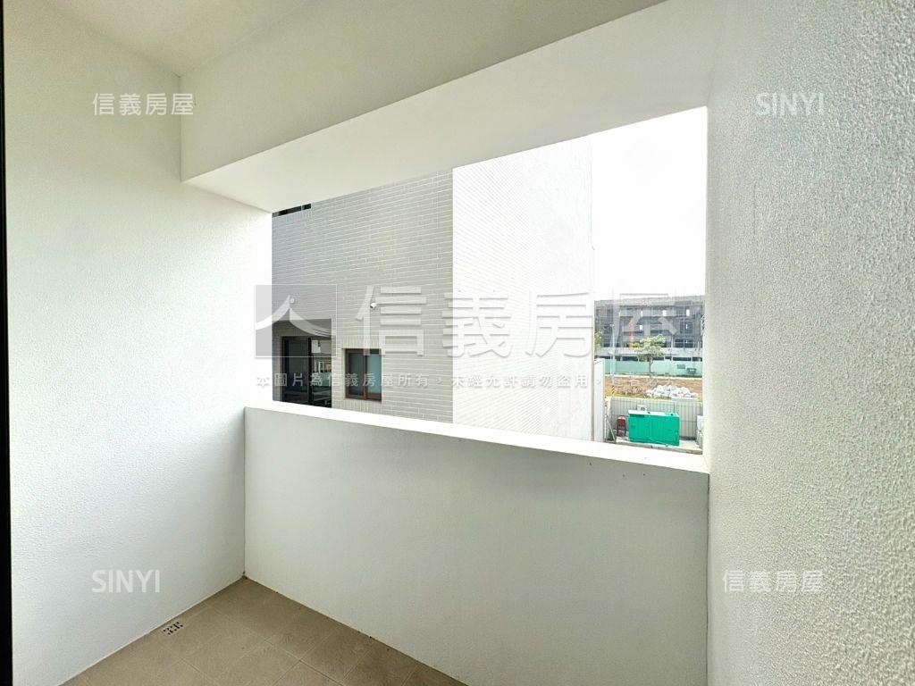 近安佃國小全新２房車位房屋室內格局與周邊環境