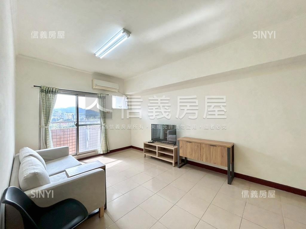 鴻儒天下三房稀有平面車位房屋室內格局與周邊環境