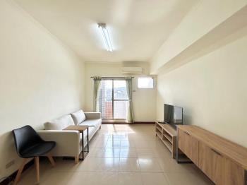 鴻儒天下三房稀有平面車位