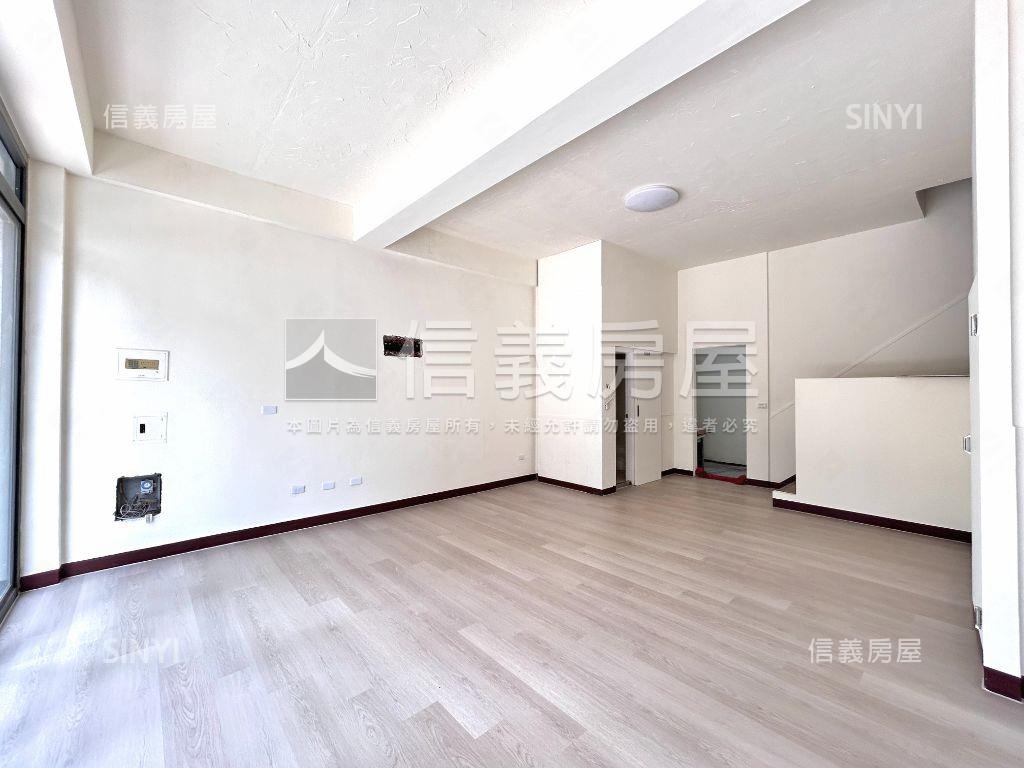 七期大面寬臨路別墅房屋室內格局與周邊環境