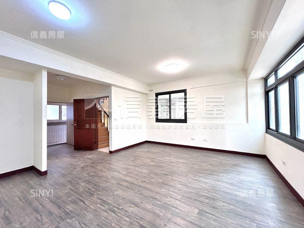 七期大面寬臨路別墅房屋室內格局與周邊環境