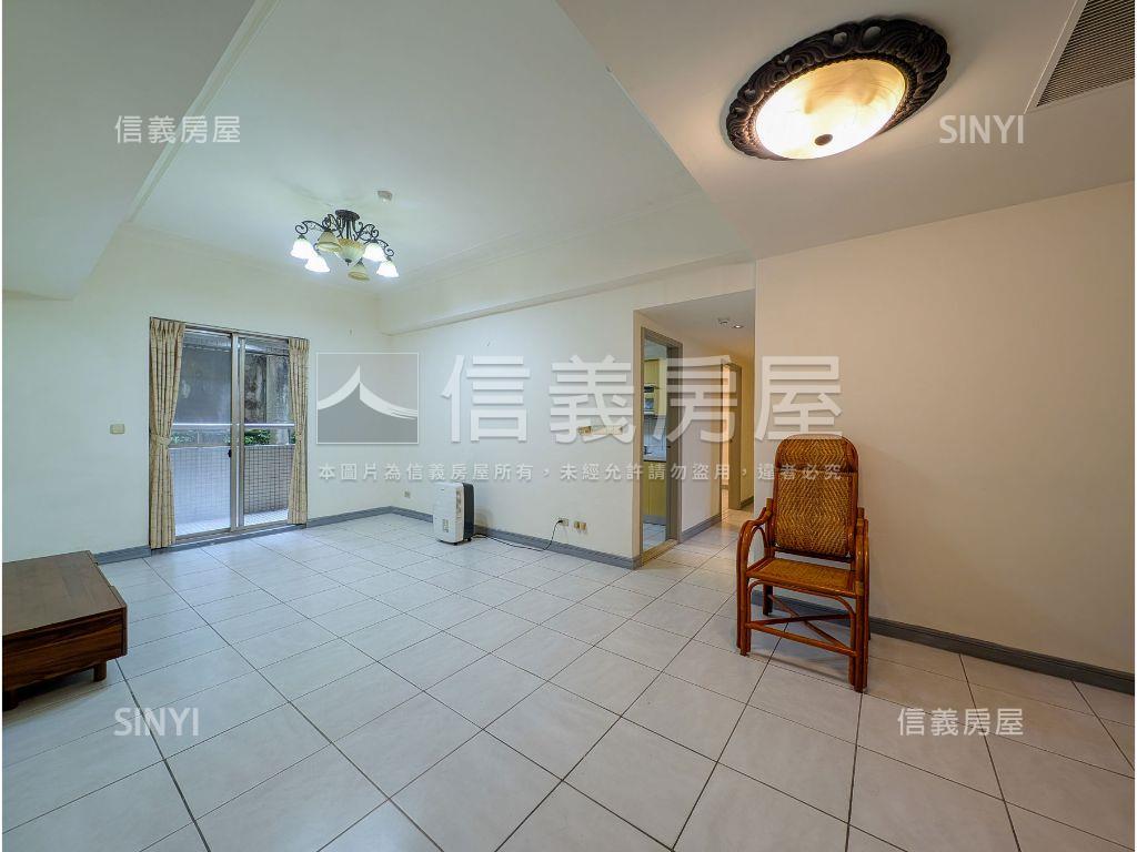 康詩丹郡空間美屋房屋室內格局與周邊環境