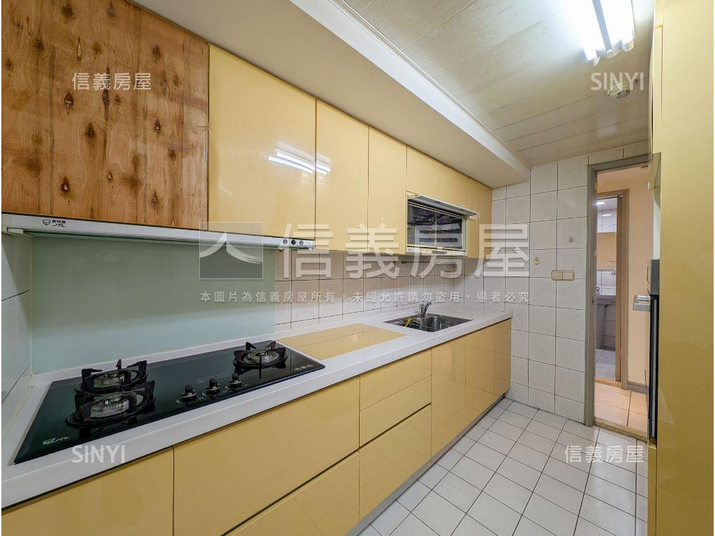 康詩丹郡空間美屋房屋室內格局與周邊環境