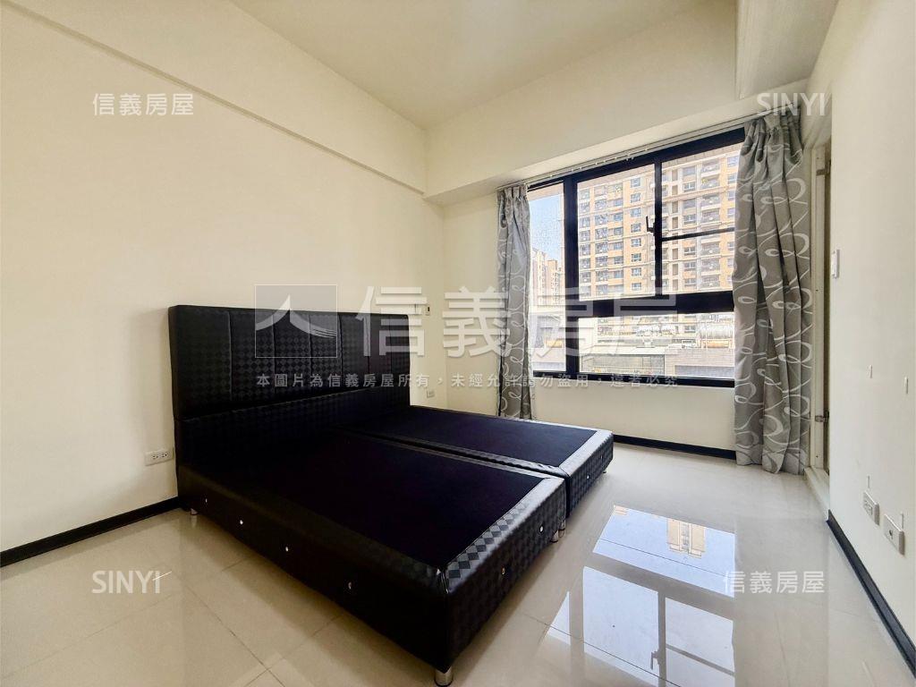 ｉＰａｒｋ三房平車房屋室內格局與周邊環境