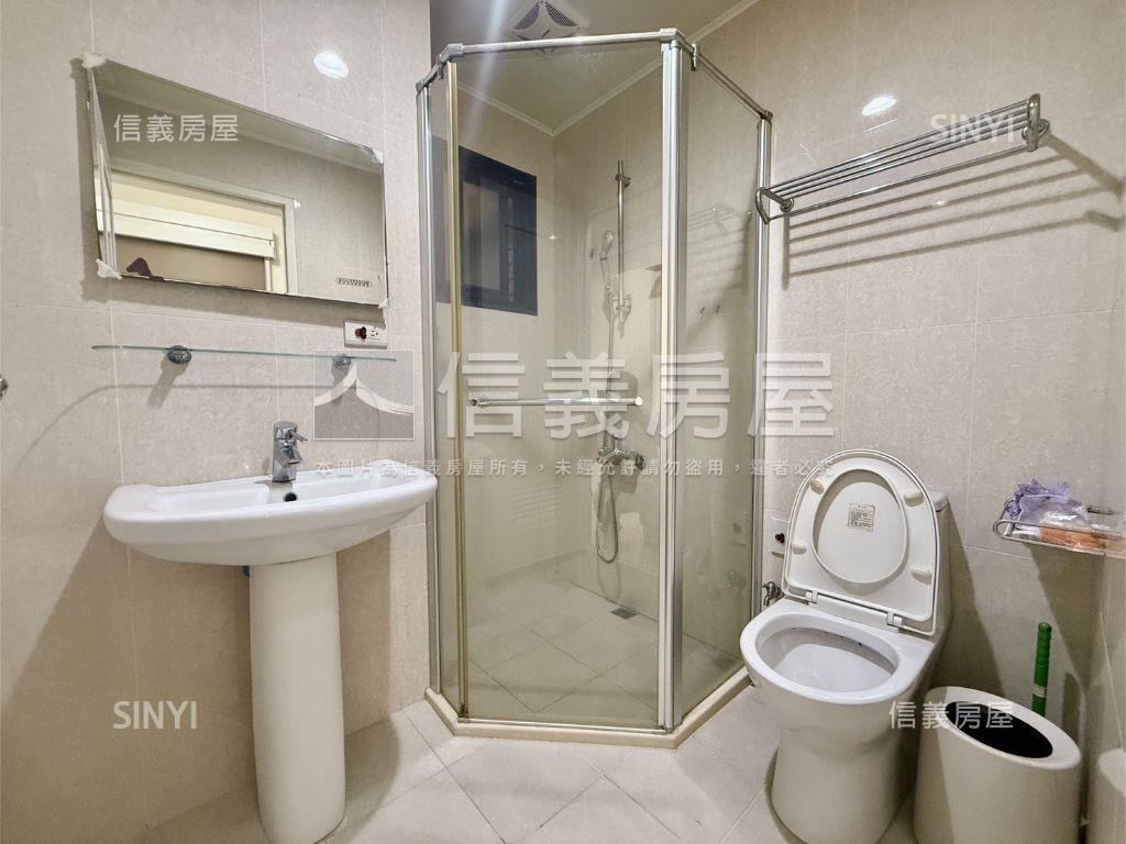 ｉＰａｒｋ三房平車房屋室內格局與周邊環境