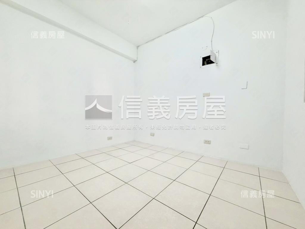 近未來萬大－採光三樓房屋室內格局與周邊環境