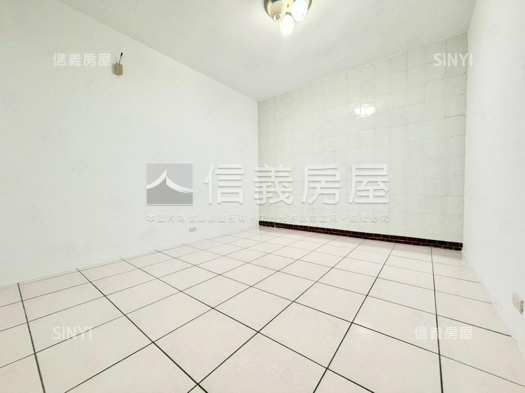 近未來萬大－採光三樓房屋室內格局與周邊環境