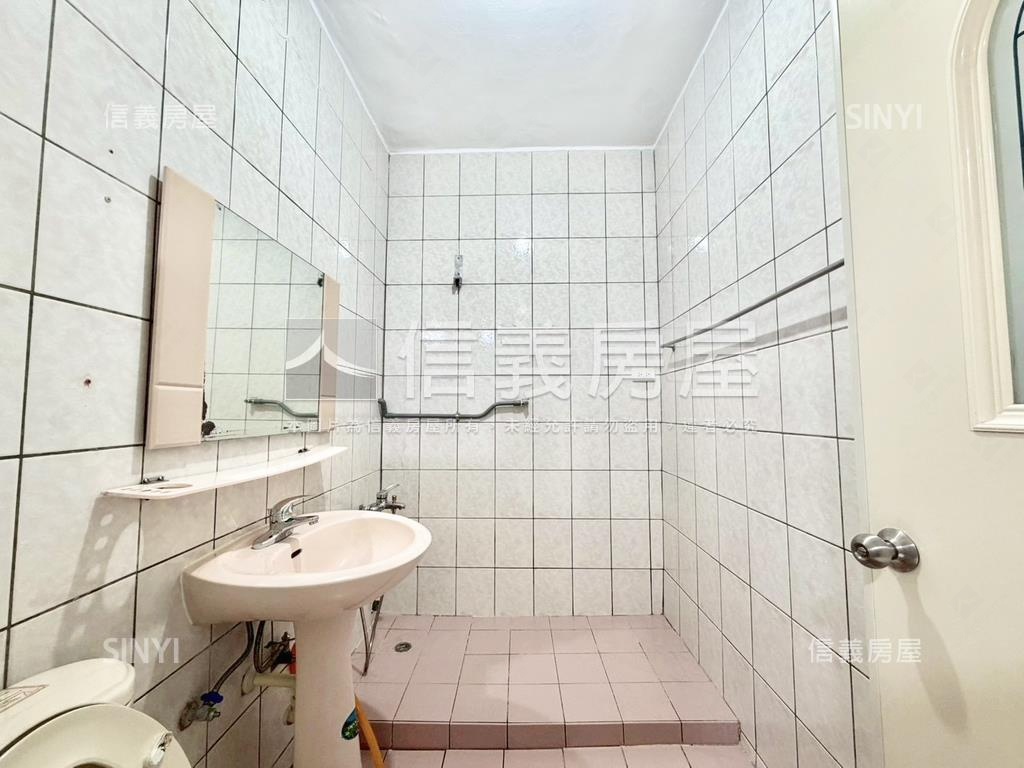 近未來萬大－採光三樓房屋室內格局與周邊環境