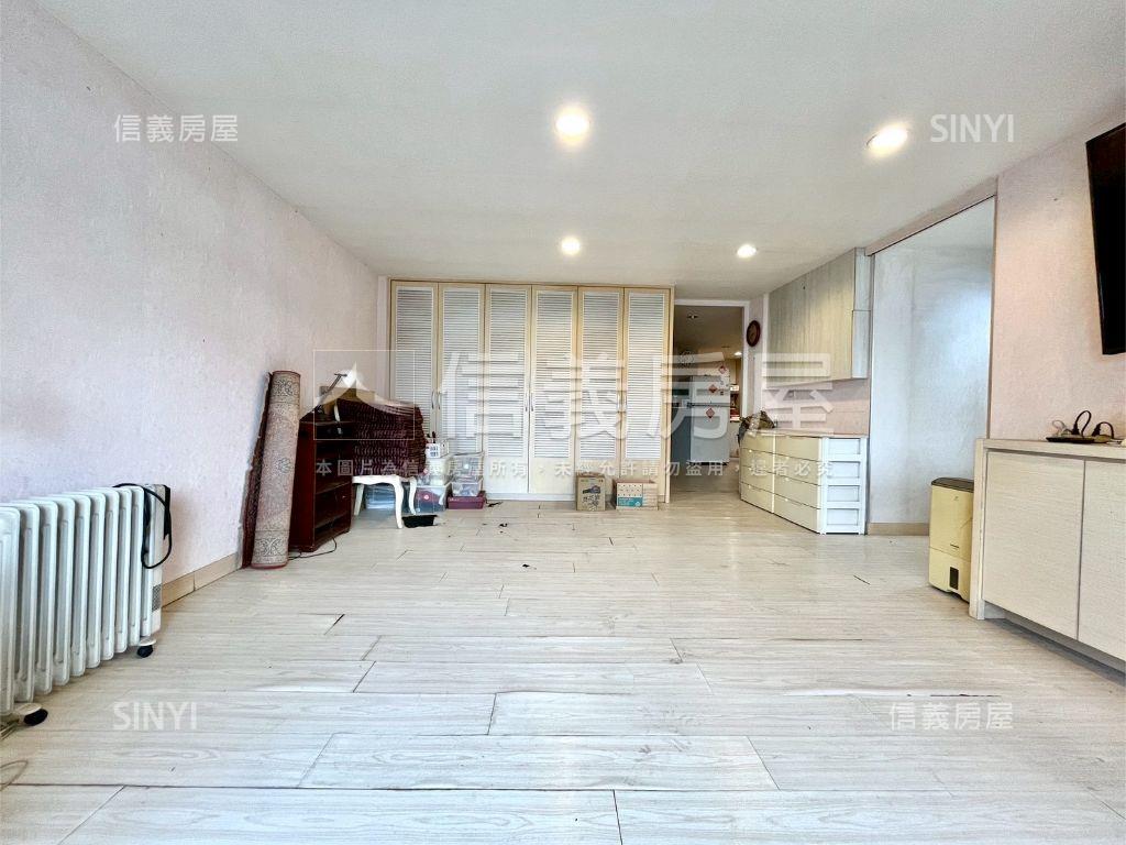 俯瞰澄清湖大兩房度假宅房屋室內格局與周邊環境