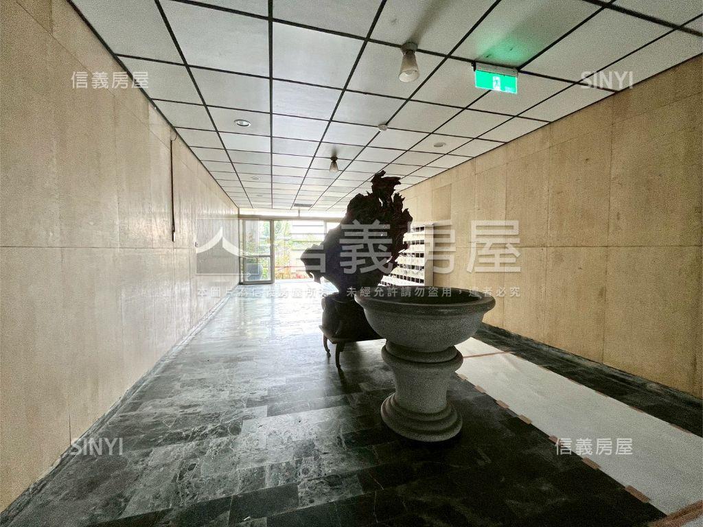 俯瞰澄清湖大兩房度假宅房屋室內格局與周邊環境