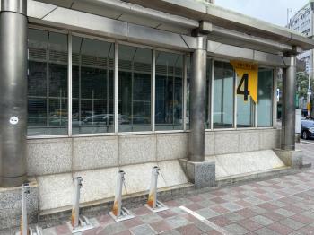 捷運旁美麗二樓大空間