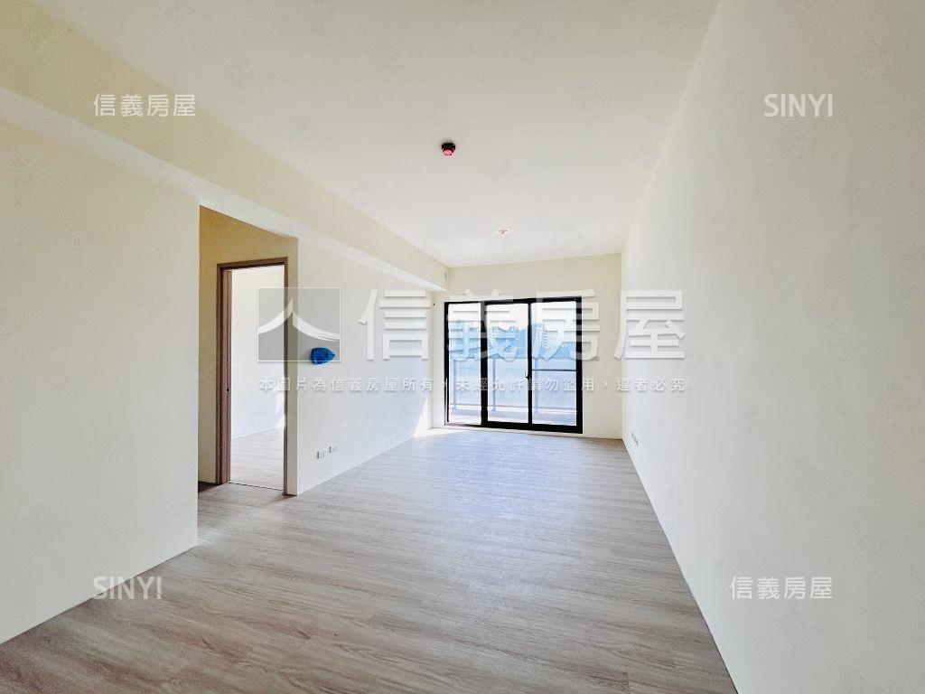 家田富筑埤塘景觀四房車位房屋室內格局與周邊環境