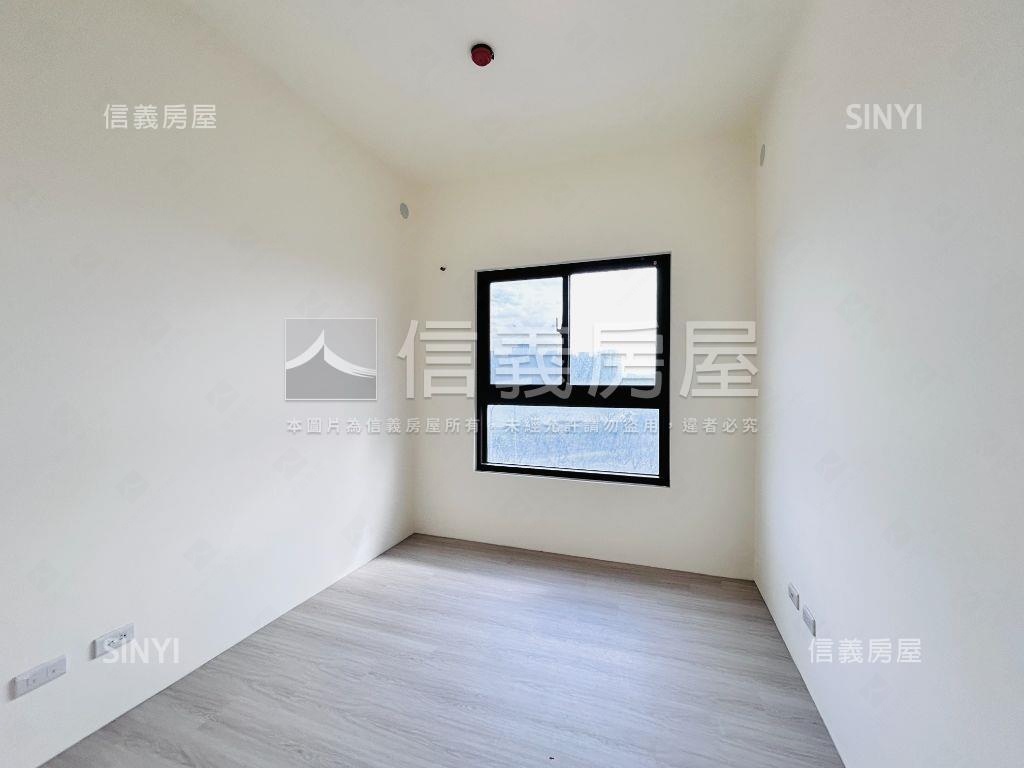 家田富筑埤塘景觀四房車位房屋室內格局與周邊環境