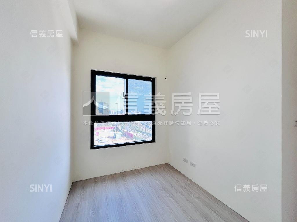 家田富筑埤塘景觀四房車位房屋室內格局與周邊環境