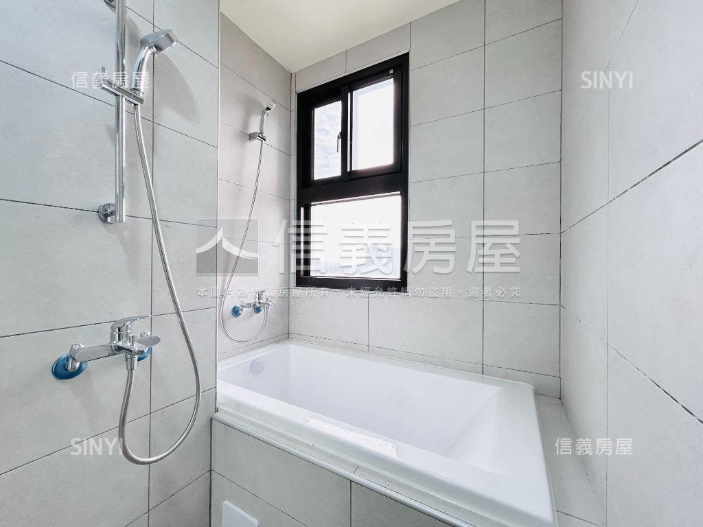 家田富筑埤塘景觀四房車位房屋室內格局與周邊環境